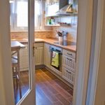 Ideas de puertas para tu cocina sea grande o pequeña