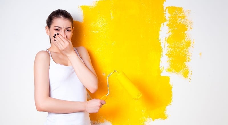 Como eliminar el olor a pintura