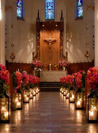 Precio para decorar una iglesia | Costos de arreglos florales
