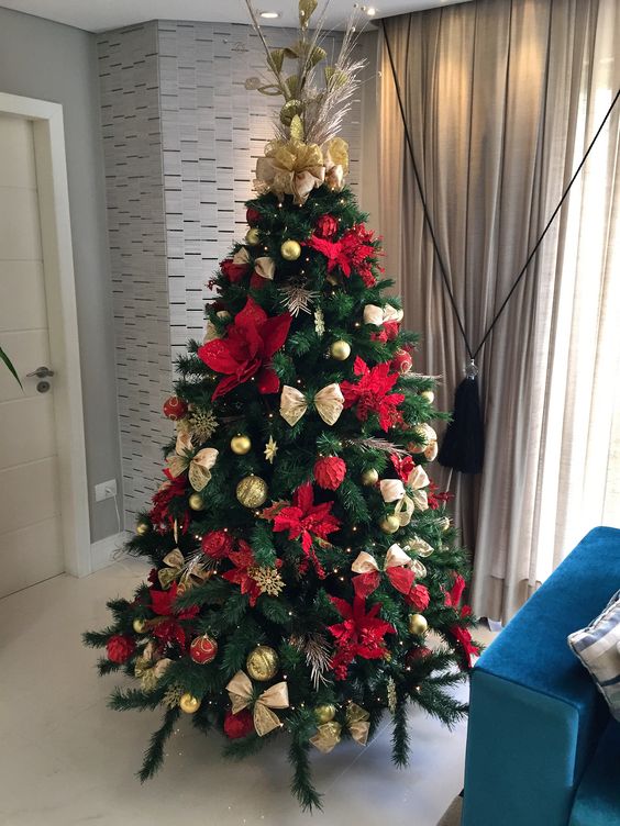 arboles de navidad rojo y dorado decorados 2018