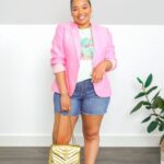 Outfits coloridos con shorts plus size