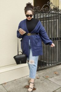 Looks casuales con jeans y cardigans